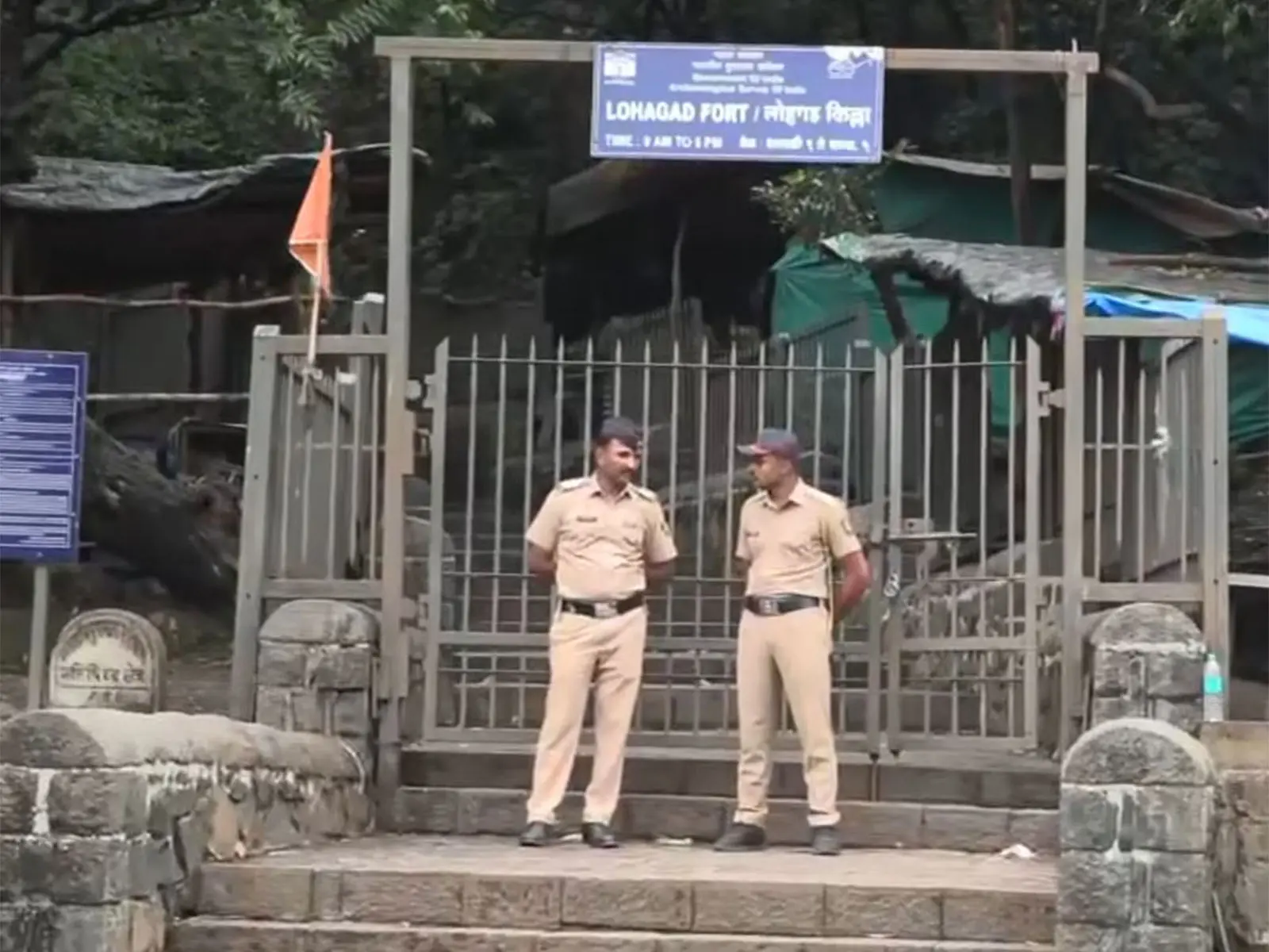Morbid curiosity: Crowds throng Lohagad Fort crime scene, dub it ‘Siya Point’ Morbid curiosity: Crowds throng Lohagad Fort crime scene, dub it ‘Siya Point’