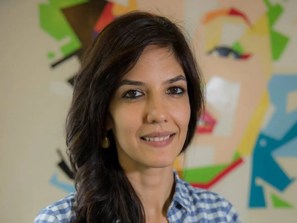 Who is Gauri Spratt?