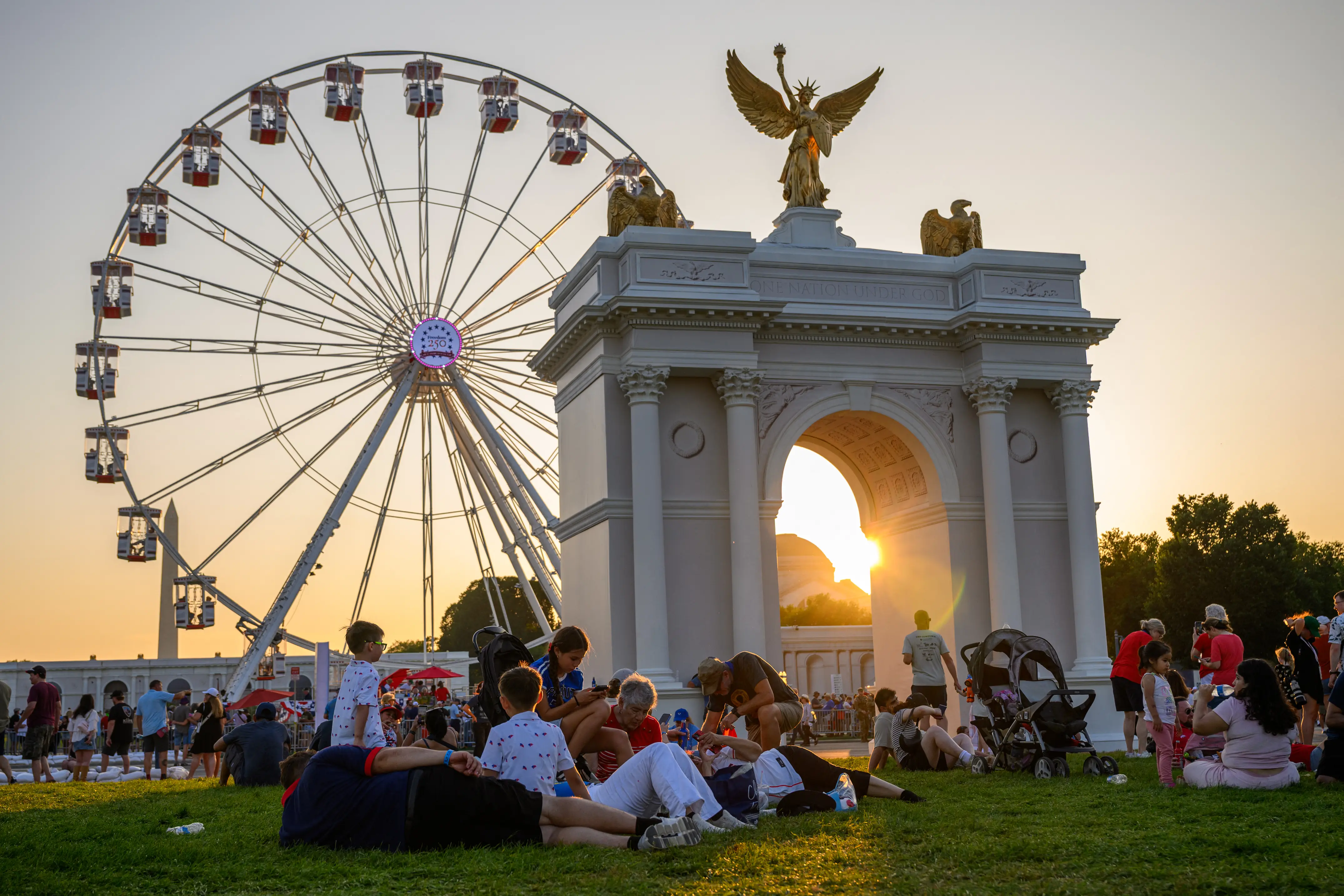 Fourth of July celebrations across US hit by severe heatwave