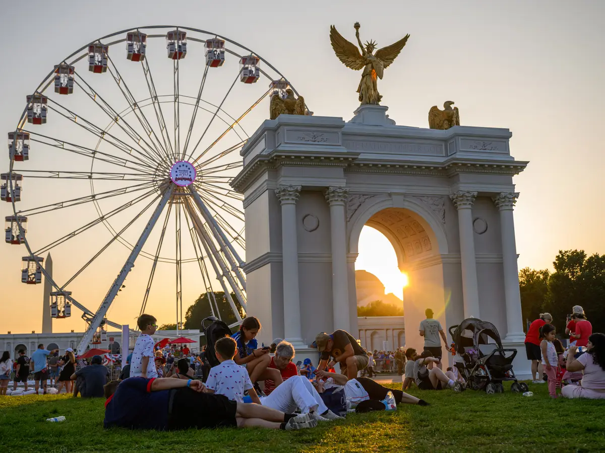 Fourth of July celebrations across US hit by severe heatwave