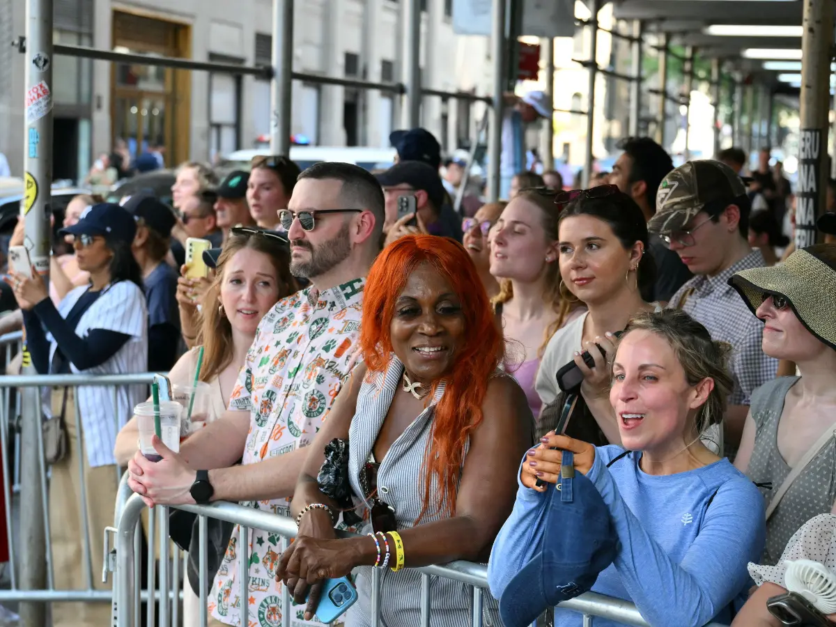 Fans outside MSG