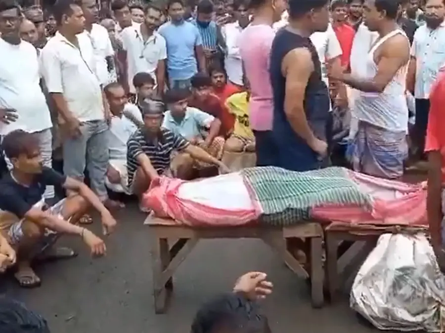 Kolkata 12-year-old girl's body found in pond sparks protests, one lynched in South 24 Parganas
