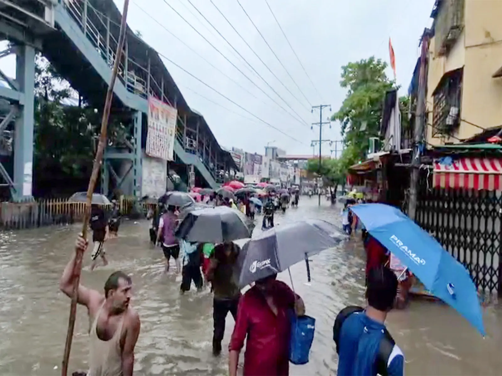 Maharashtra rains: At least 13 dead, trains cancelled as heavy downpour batters