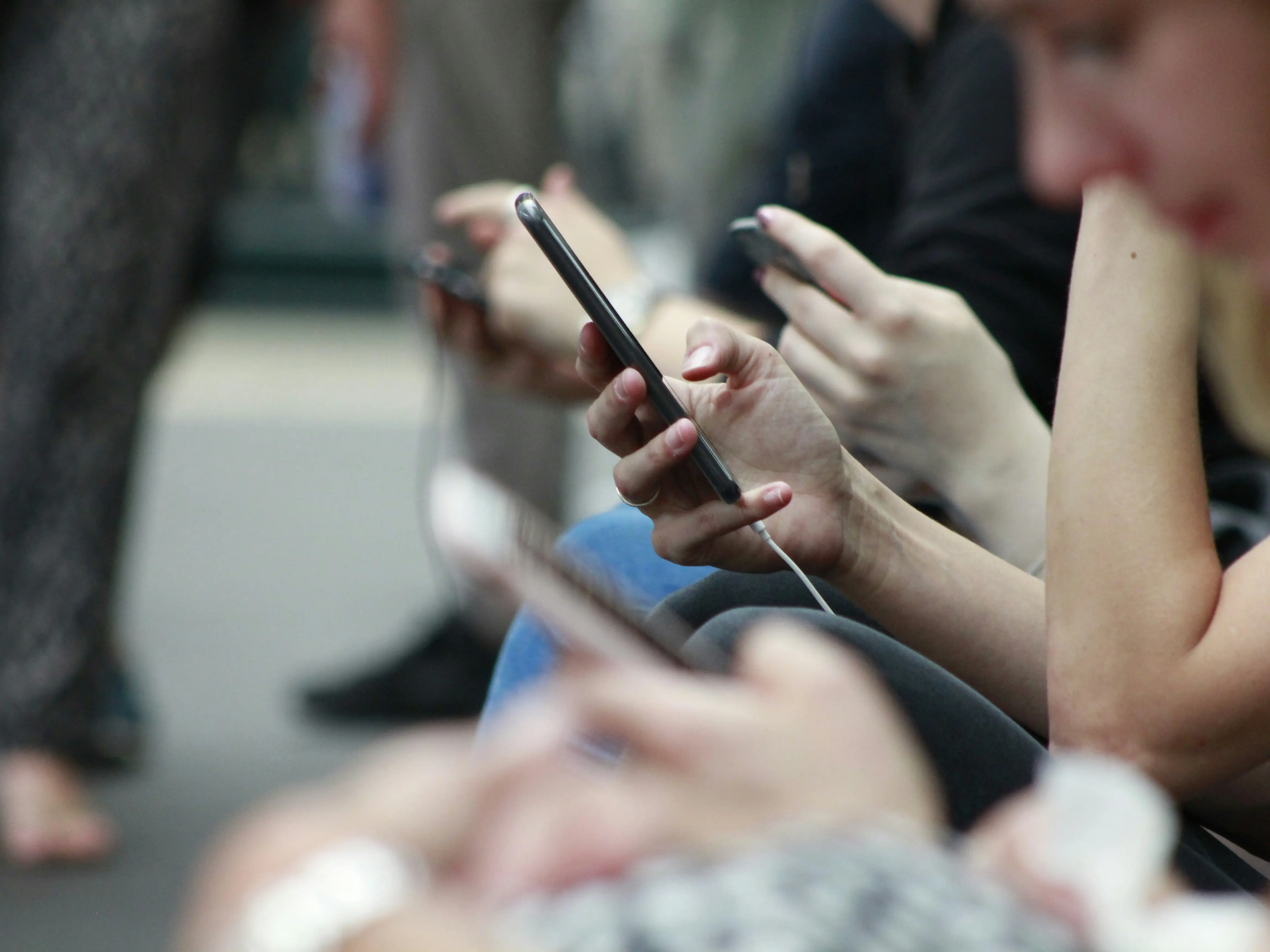 Could your smartphone habits be affecting your posture? Could your smartphone habits be affecting your posture?