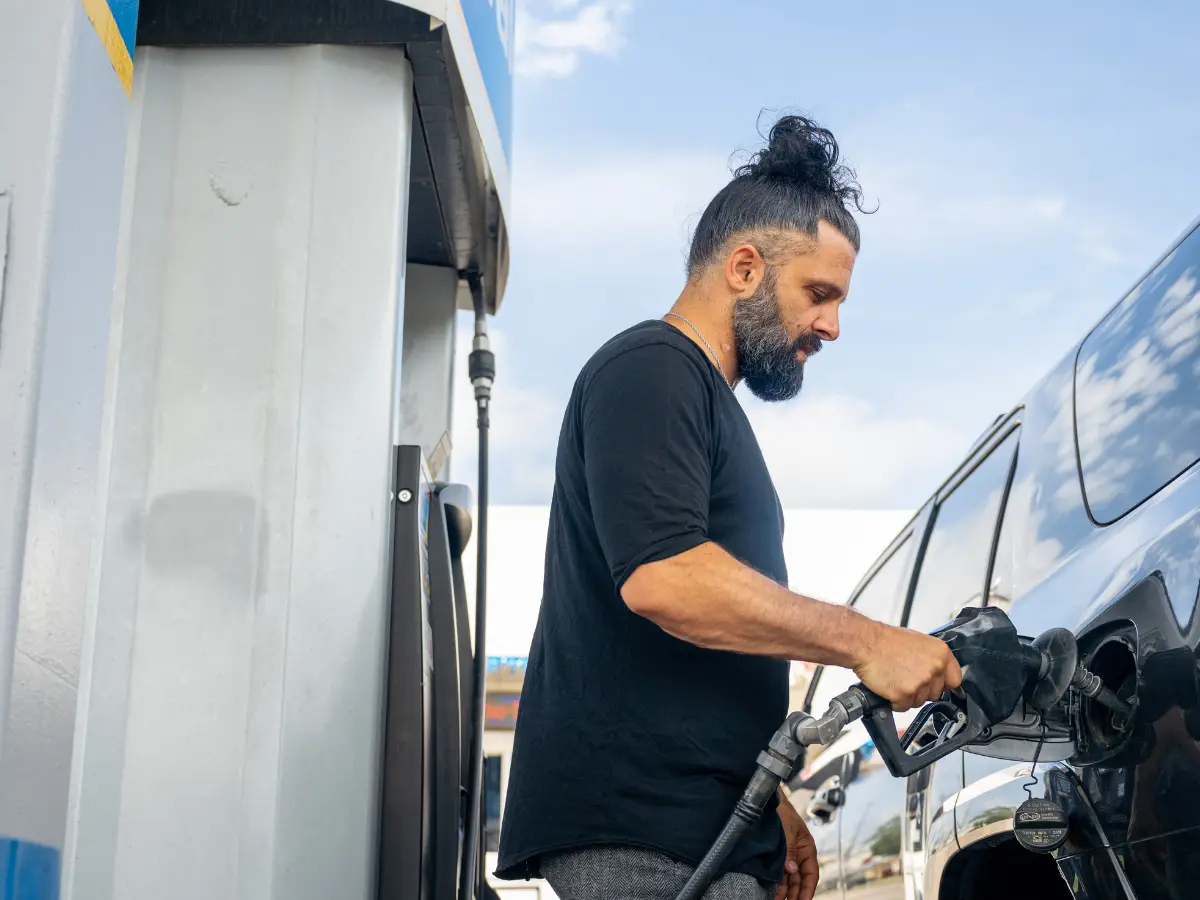 25 pumps are selling cheaper gas in one particular area of US. Check out price and details