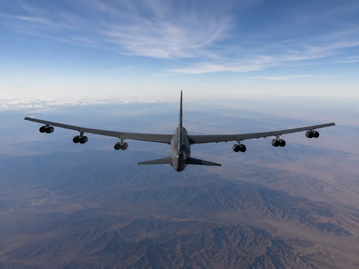 Its wings can flex several feet in flight: Why the B-52 bomber was built this way