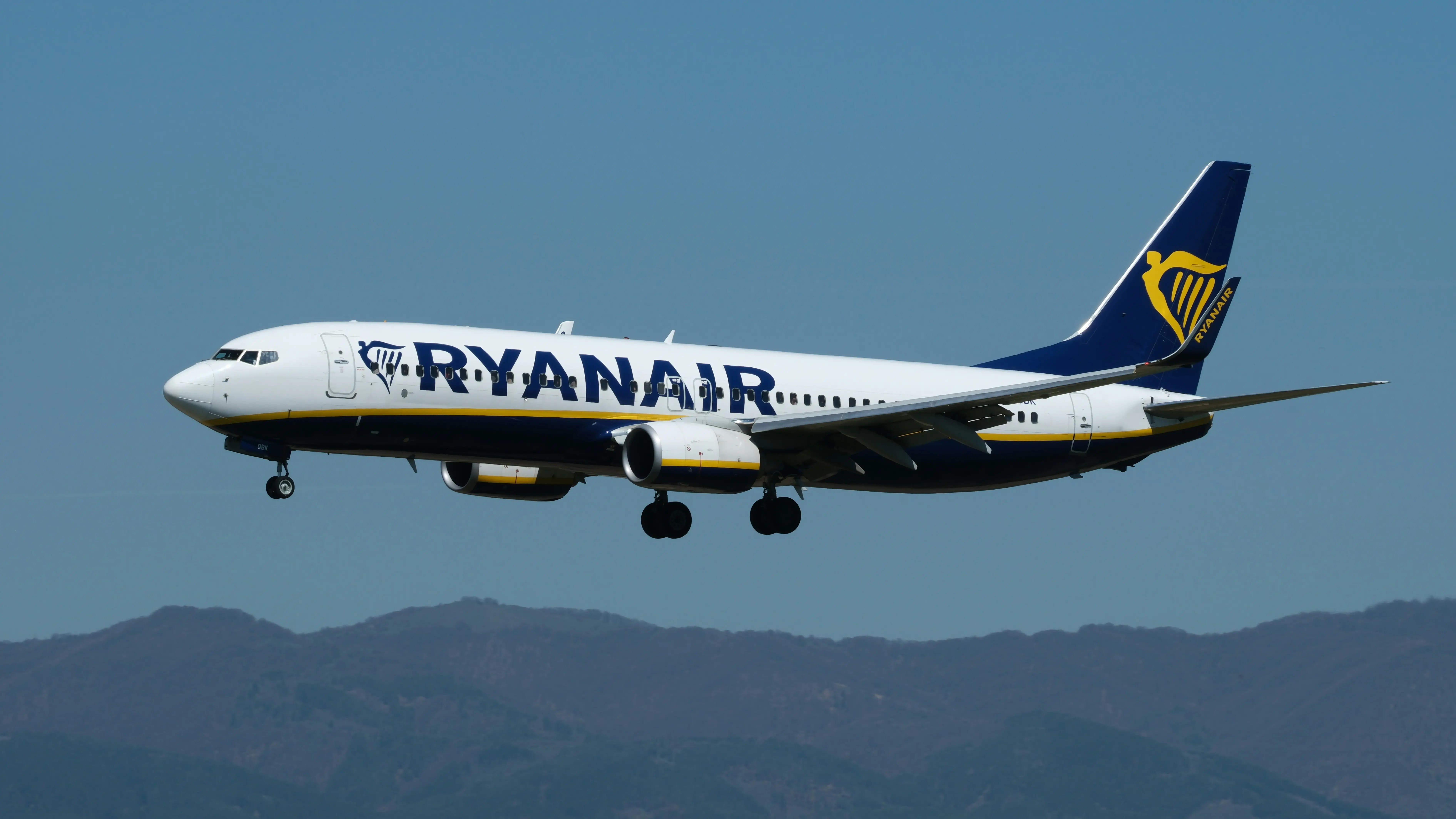 Man sucked out of plane window up to shoulders as engine debris smashes glass at 20,000ft