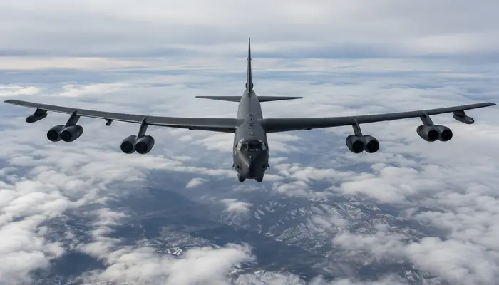 Why does the B-52 bomber still use eight engines?