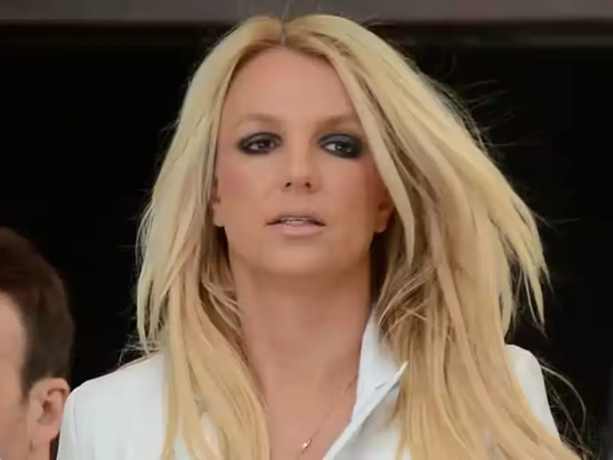 Britney Spears defends controversial LA freeway stunt months after DUI arrest Britney Spears defends controversial LA freeway stunt months after DUI arrest