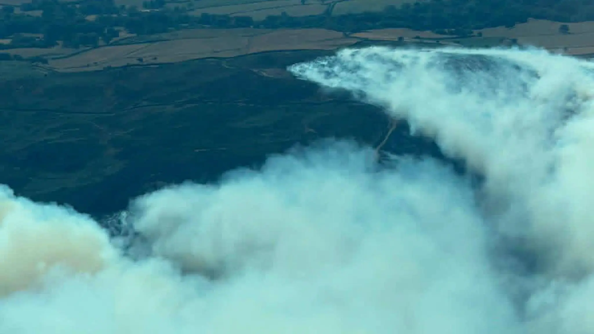 North Wales wildfire spreads as UK faces exceptional wildfire risk amid heatwave