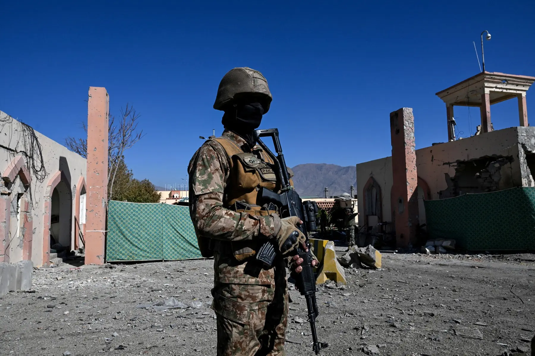 Waziristan on the boil again: Pakistani security forces kill four terrorists, foil suicide attack