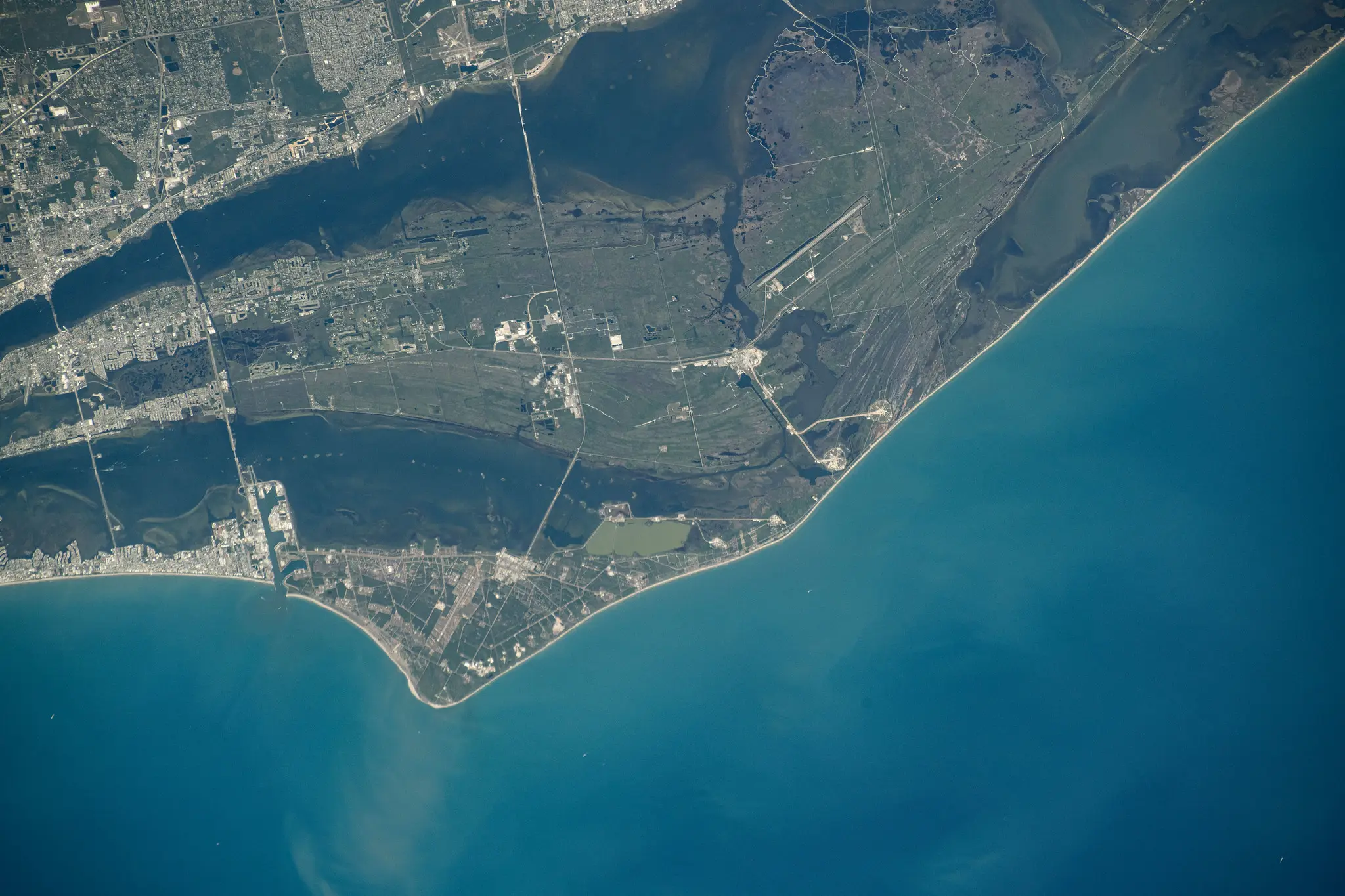 Earthquake at 0km depth rattles Florida's Space Coast. It wasn't natural