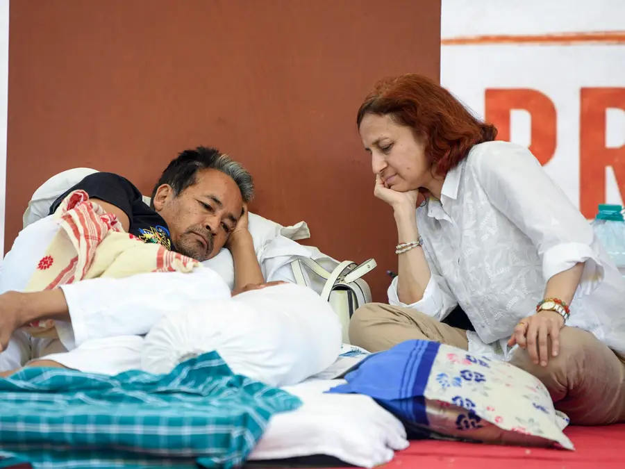Sonam Wangchuk refuses intravenous fluids; wife says he will continue hunger strike