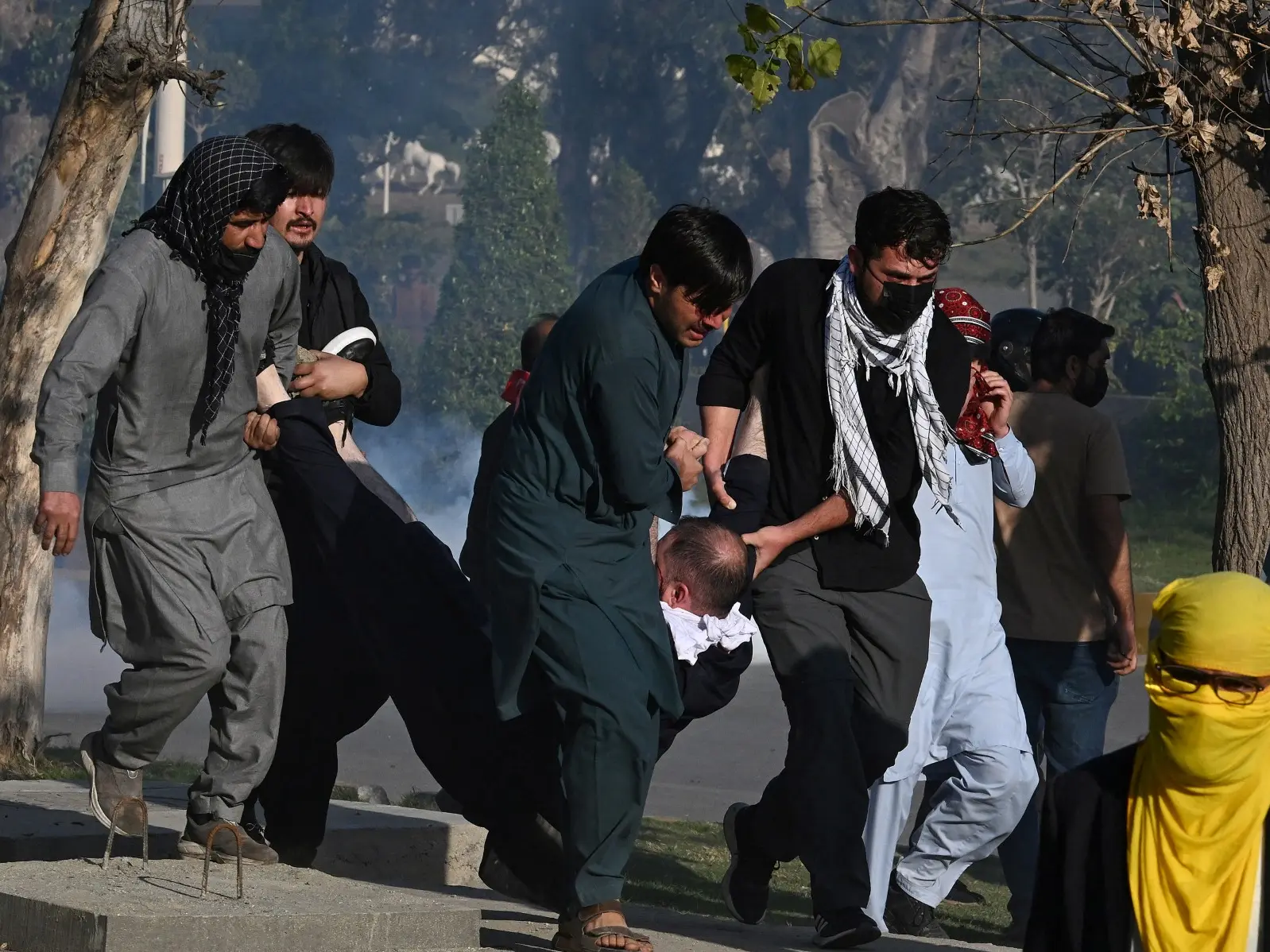US shuts Consulate General in Pakistan's Peshawar, citing staff safety US shuts Consulate General in Pakistan's Peshawar, citing staff safety