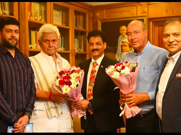 PHDCCI delegation meets J&K Lieutenant Governor to discuss International Film Festival, creative economy and investment PHDCCI delegation meets J&K Lieutenant Governor to discuss International Film Festival, creative economy and investment
