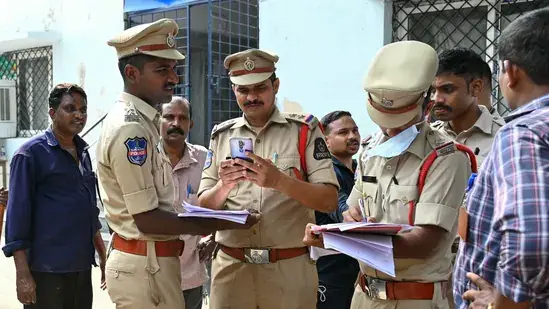 Maharashtra man kills ex-girlfriend, reveals chilling details in call with woman's fiancé, later found dead