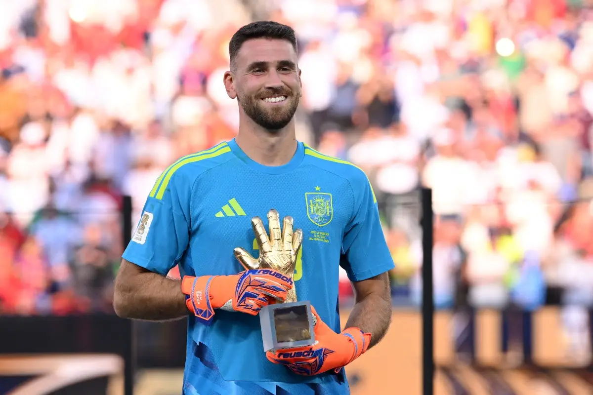 Golden Glove: Unai Simon