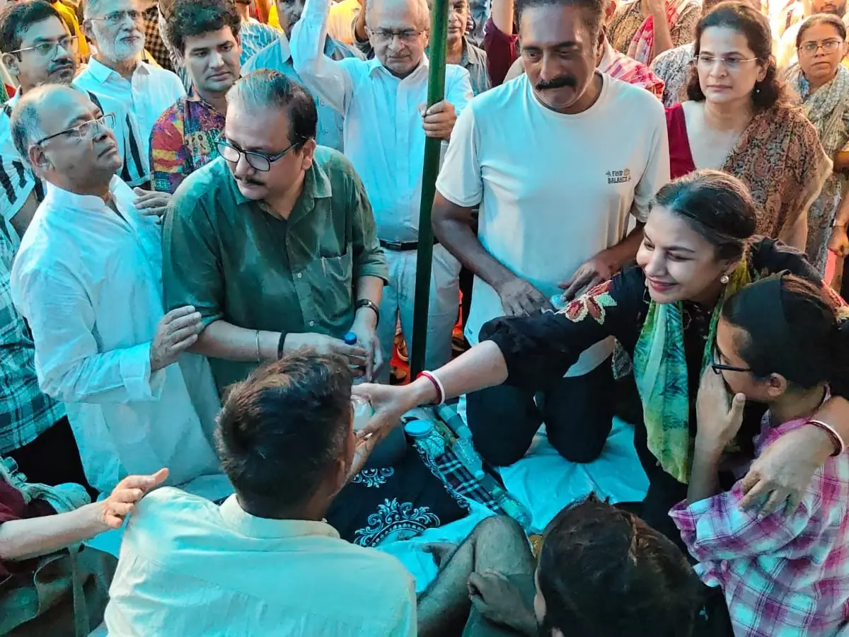 Student union leaders call off hunger strike at Jantar Mantar after civil society appeal, but protest continues