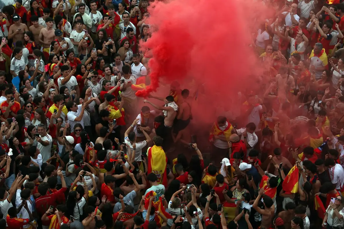 Madrid Turns Red and Yellow as Spain Celebrates World Cup Glory