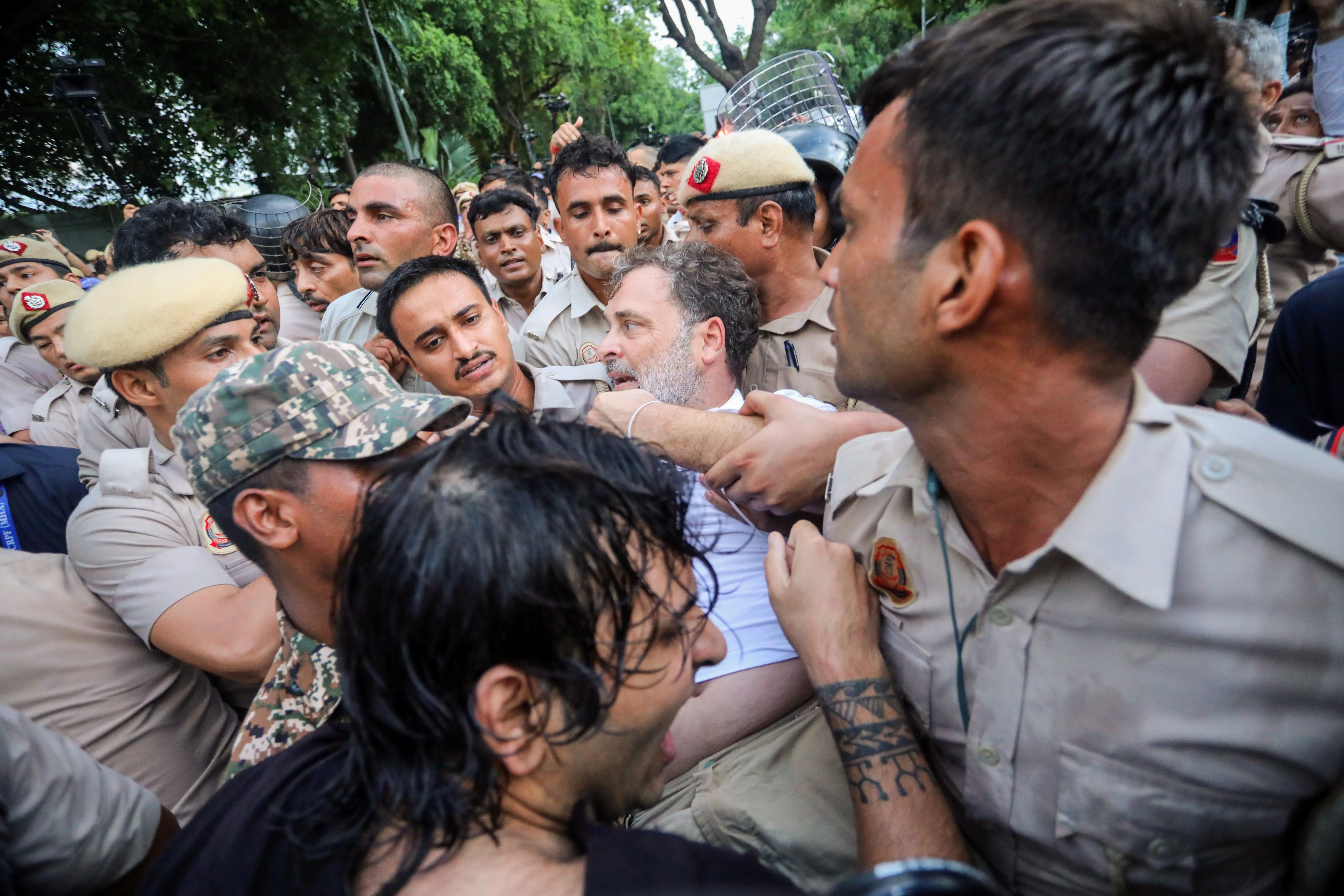 Watch | Rahul Gandhi, Priyanka detained during sit-in outside prime minister residence