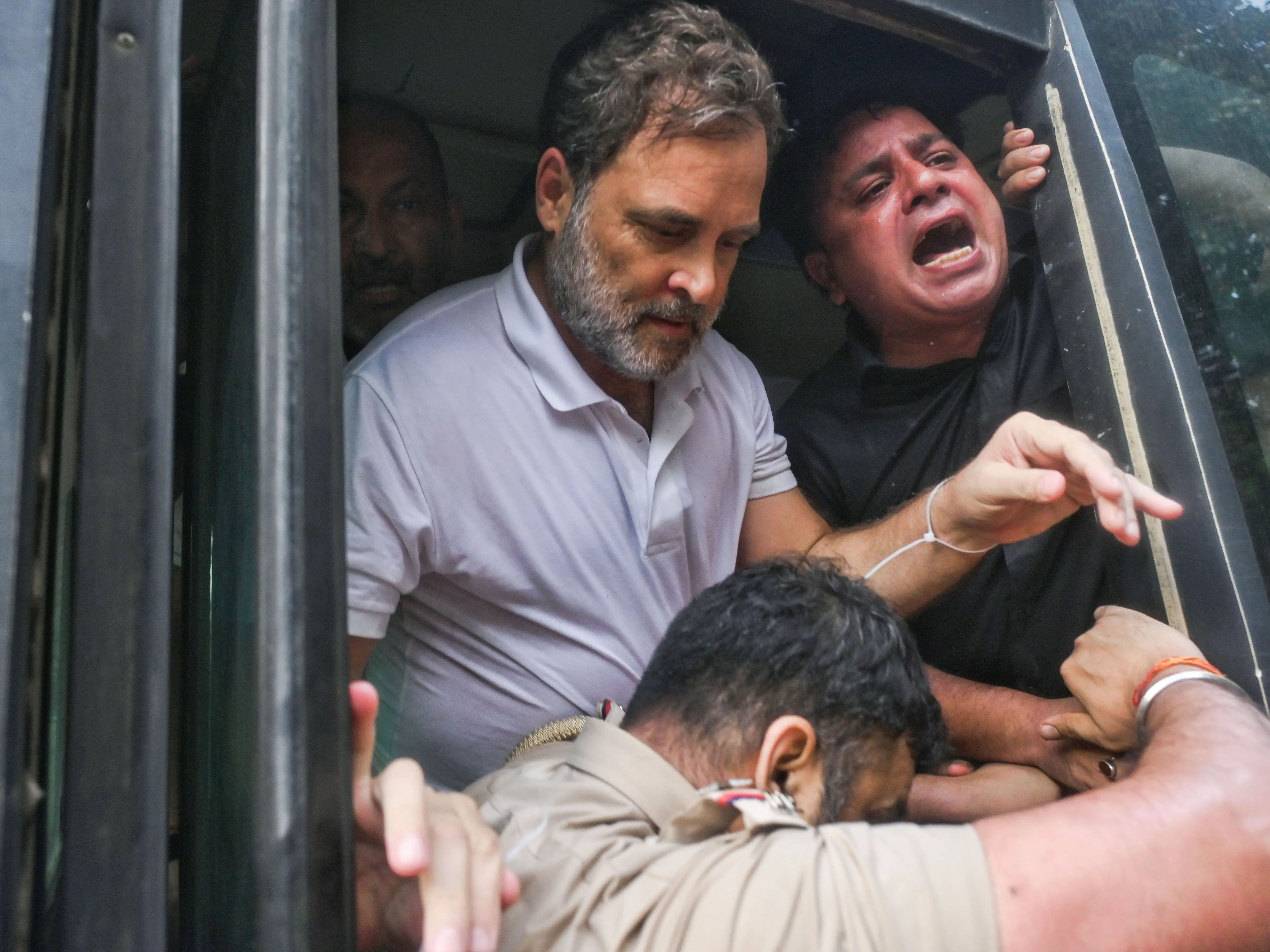 Rahul Gandhi released after detention during dharna outside PM Modi's residence, Wangchuk's fast enters day 24 Rahul Gandhi released after detention during dharna outside PM Modi's residence, Wangchuk's fast enters day 24