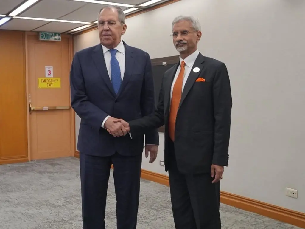India’s EAM Jaishankar voices ‘strong concern’ over seafarer safety in talks with Russian FM Lavrov India’s EAM Jaishankar voices ‘strong concern’ over seafarer safety in talks with Russian FM Lavrov