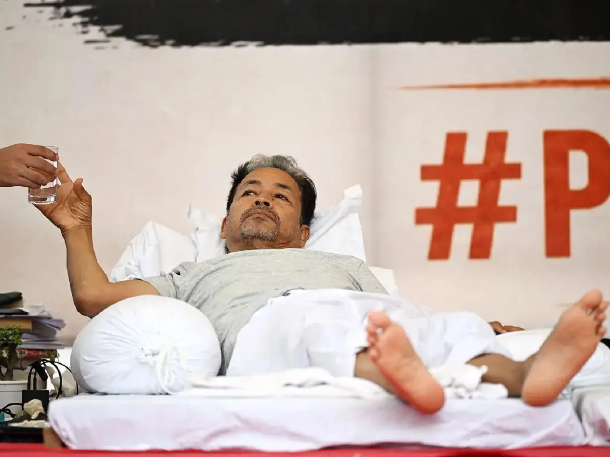 Sonam Wangchuk puts condition for ending fast, seeks assurance of no punitive action against protesters Sonam Wangchuk puts condition for ending fast, seeks assurance of no punitive action against protesters