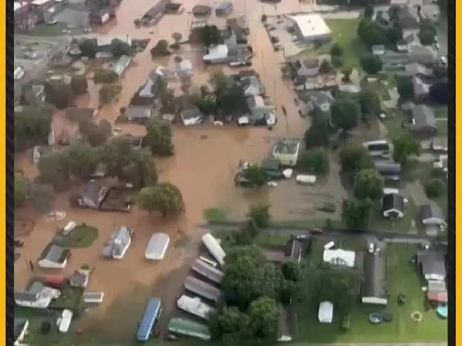 West Virginia Floods : Massive flash flooding triggers statewide emergency | roads washed away