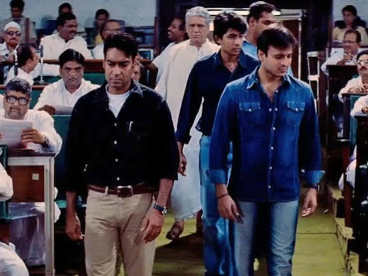 Yuva (2004)