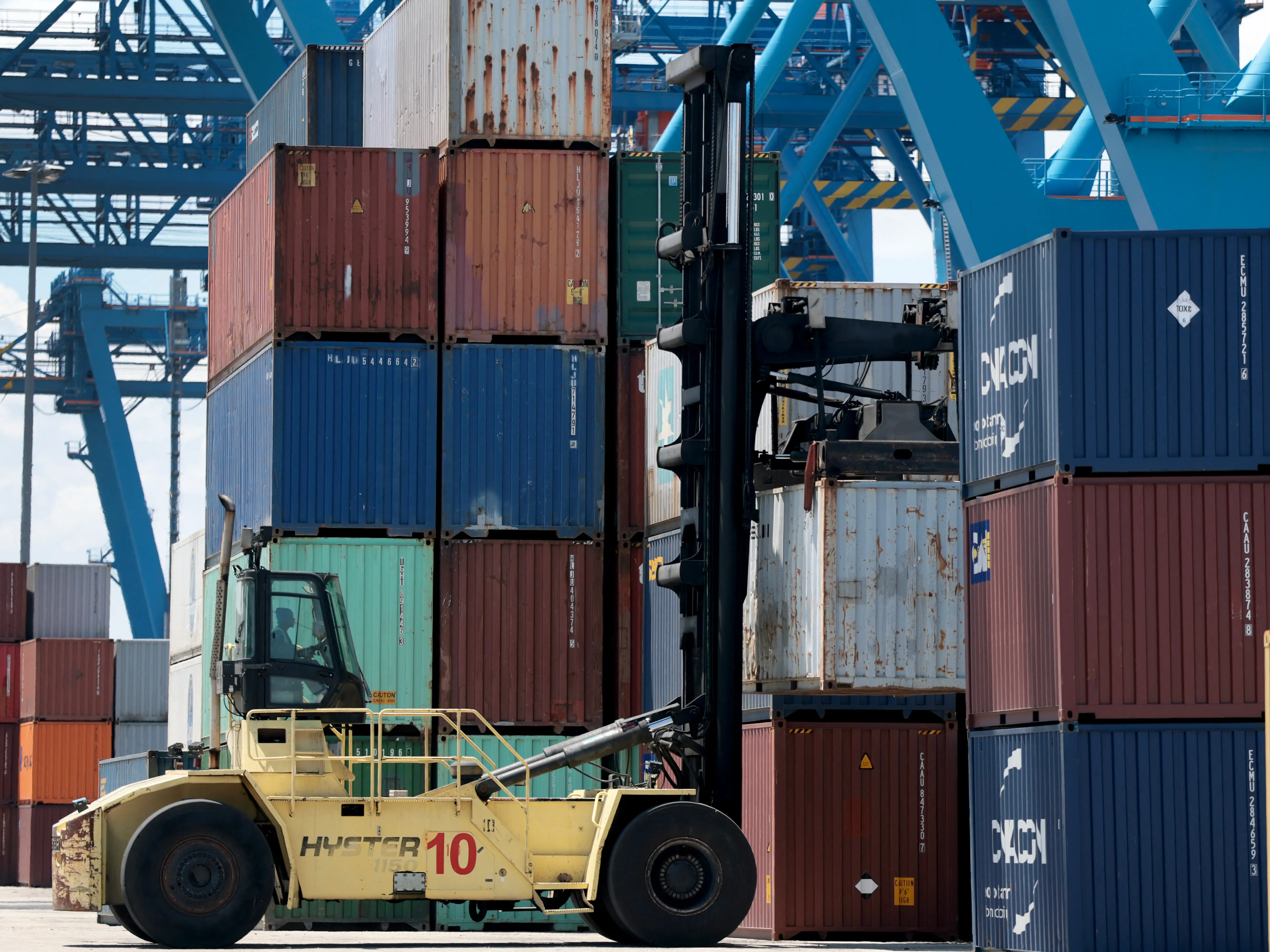 US set to unveil fresh tariffs as Trump's 10% global levy faces Friday expiry US set to unveil fresh tariffs as Trump's 10% global levy faces Friday expiry