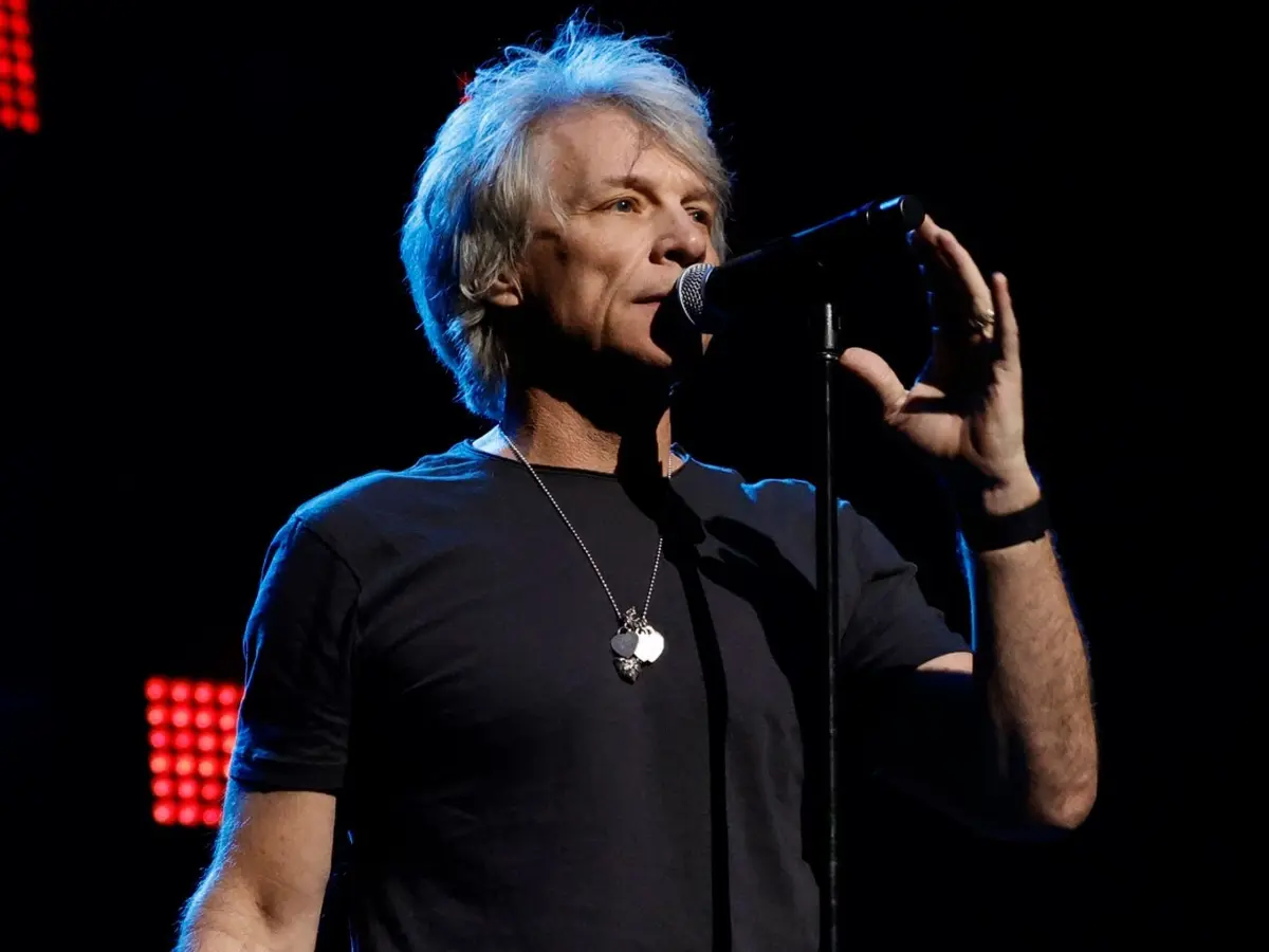 Jon Bon Jovi cuts Madison Square Garden concert short, promises fans a return show Jon Bon Jovi cuts Madison Square Garden concert short, promises fans a return show