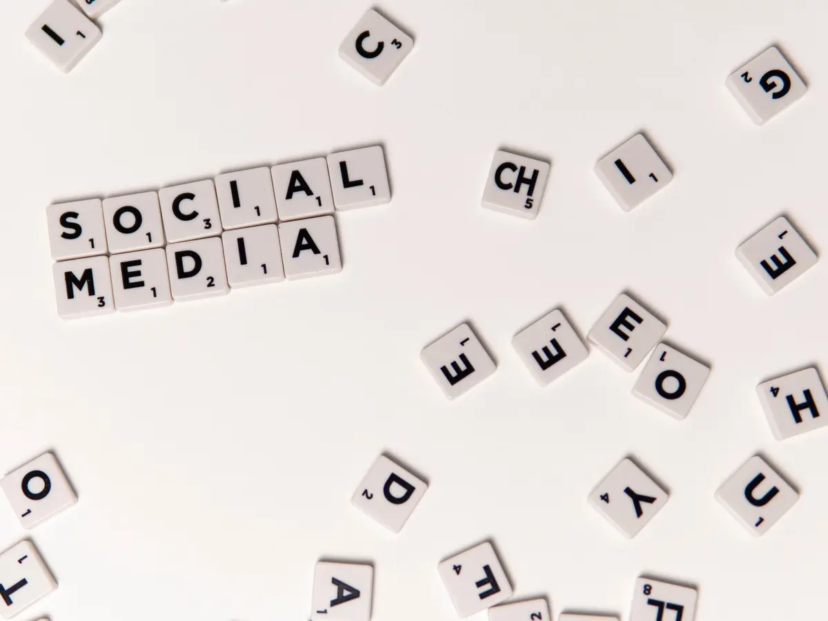 Narrative Communication Beyond Social Media Metrics