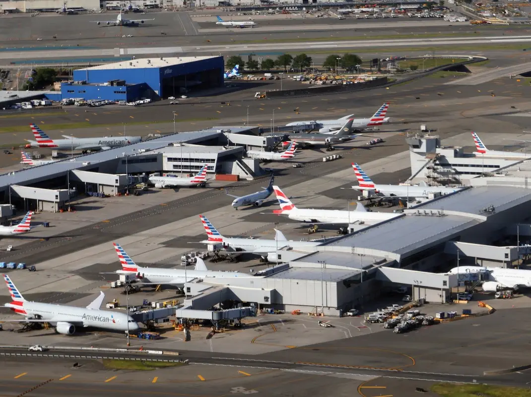 American Airlines flights grounded nationwide by FAA for nearly an hour. What happened? American Airlines flights grounded nationwide by FAA for nearly an hour. What happened?