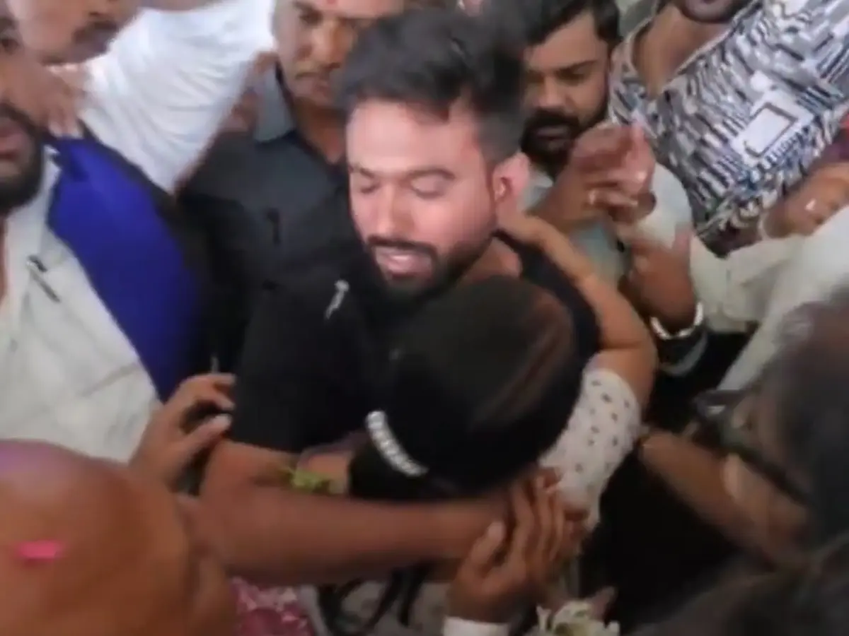 Abhijeet Dipke Returns Home After 36-Day Protest