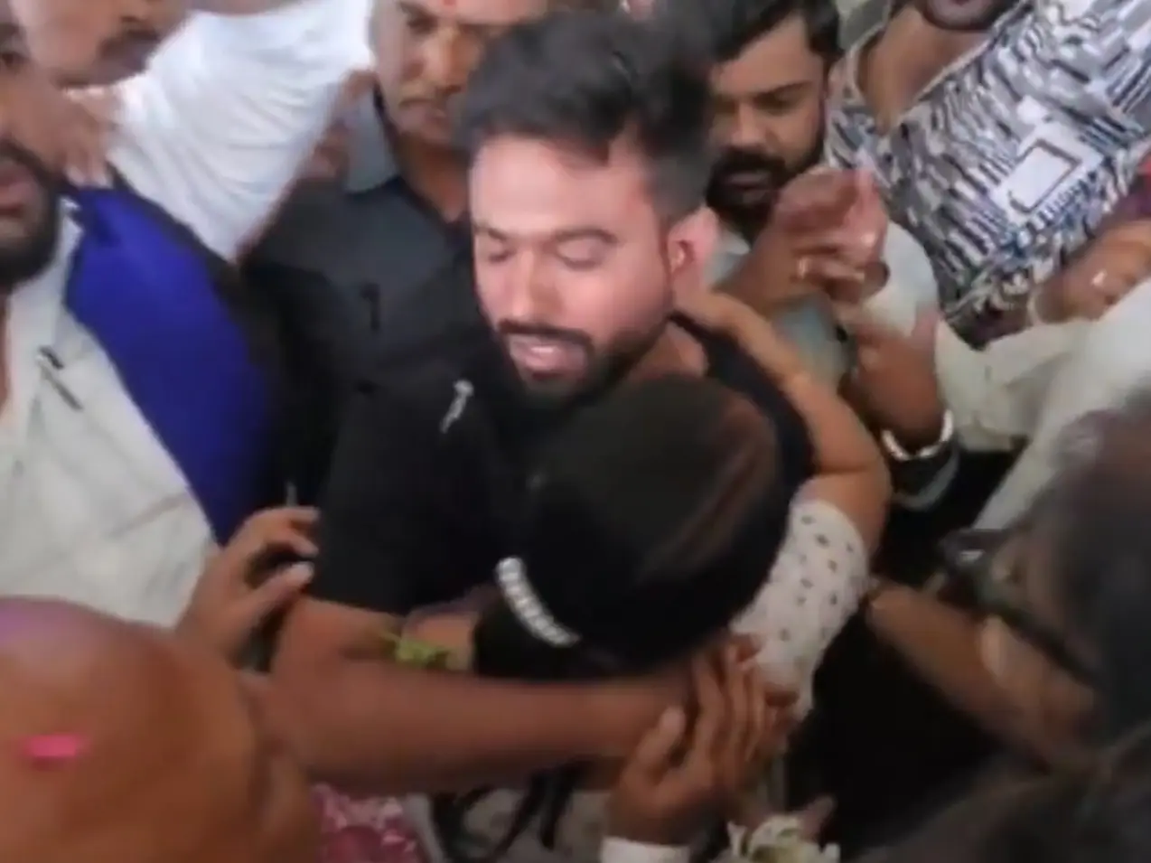 CJP founder Abhijeet Dipke returns to Maharashtra, receives grand welcome in hometown CJP founder Abhijeet Dipke returns to Maharashtra, receives grand welcome in hometown
