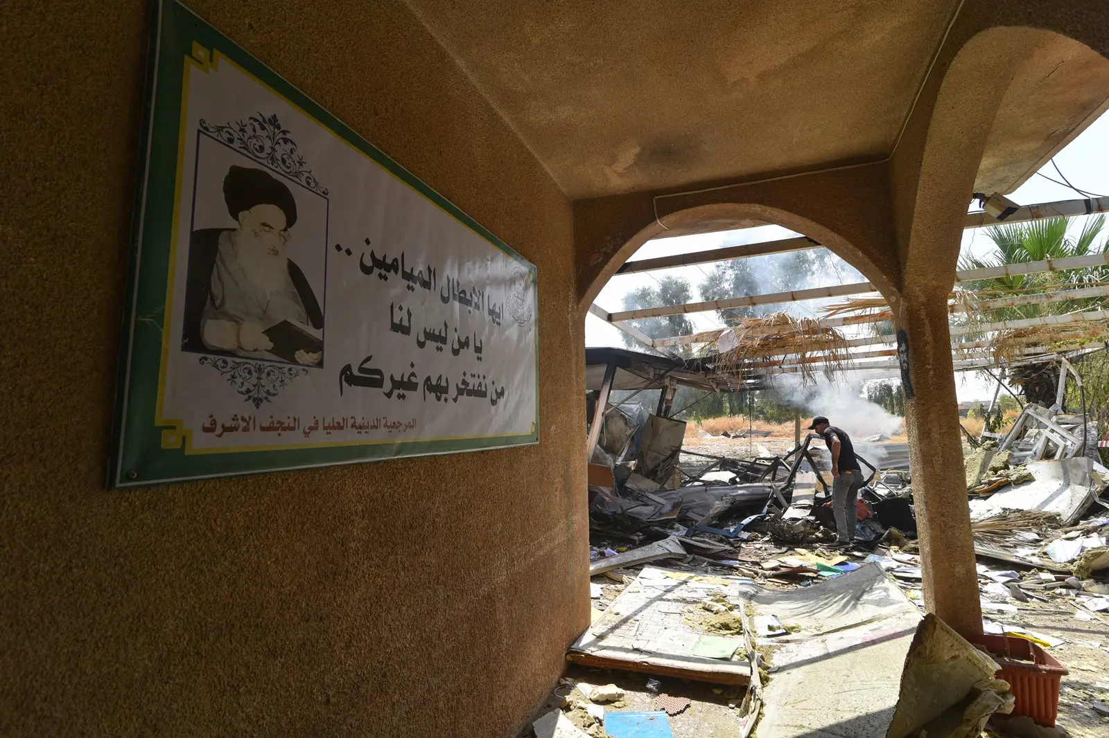 US-Iran negotiations underway as fresh strikes deepen regional conflict, Pakistan says
