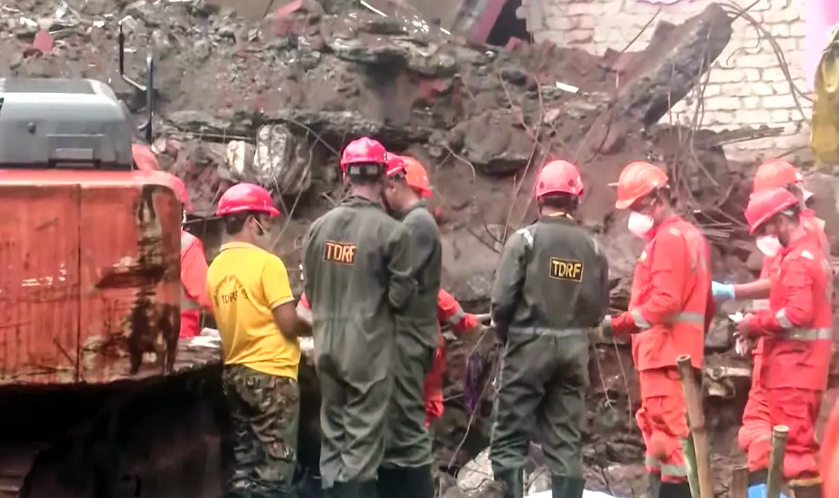 Nine dead after residential building collapses in Maharashtra's Bhiwandi