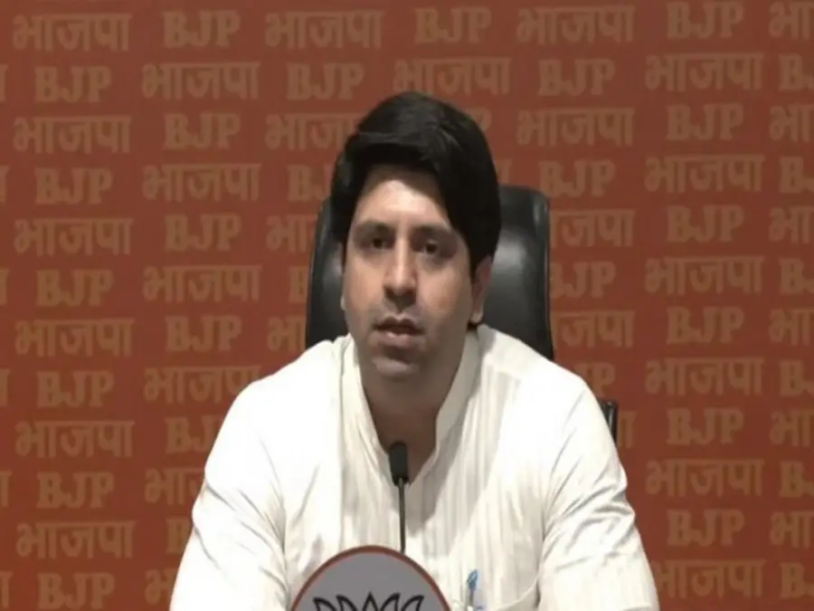 Shehzad Poonawalla, BJP's national spokesperson quits politics? Here's what sparked social media buzz