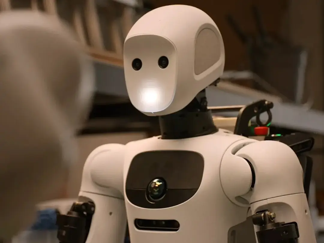 Google unveils Gemini Robotics 2: New AI brain lets humanoid robots walk, think and complete complex tasks Google unveils Gemini Robotics 2: New AI brain lets humanoid robots walk, think and complete complex tasks