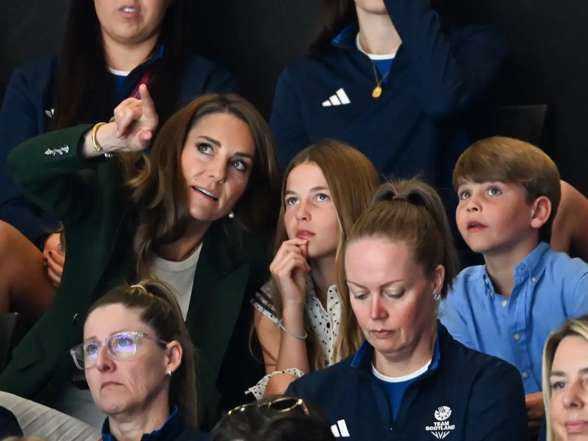 Royal family outing! Kate Middleton and Prince William make rare appearance with all three children at Commonwealth Games Royal family outing! Kate Middleton and Prince William make rare appearance with all three children at Commonwealth Games