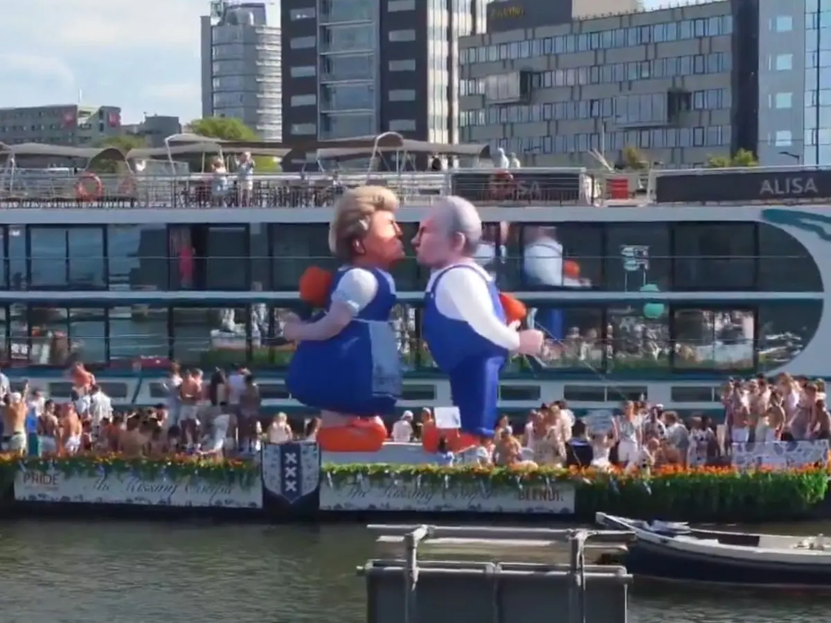Trump, Putin kissing in Amsterdam? Pride parade’s ‘couple’ goes viral | WATCH
