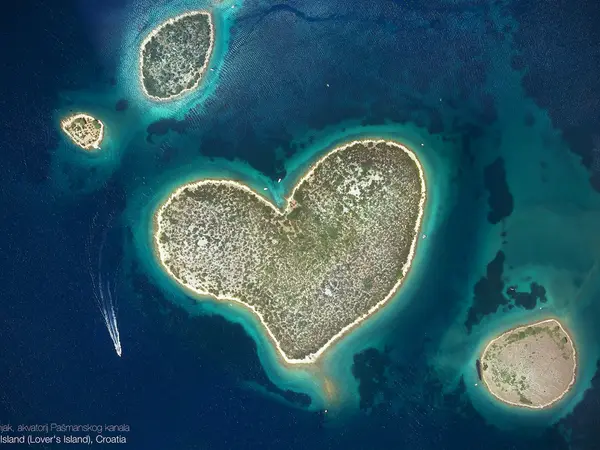 Why is this island shaped like a heart? Why is this island shaped like a heart?