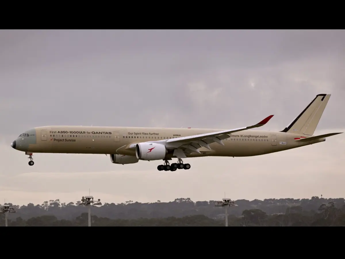 Qantas flies an ultra-long flight between Melbourne and Toulouse