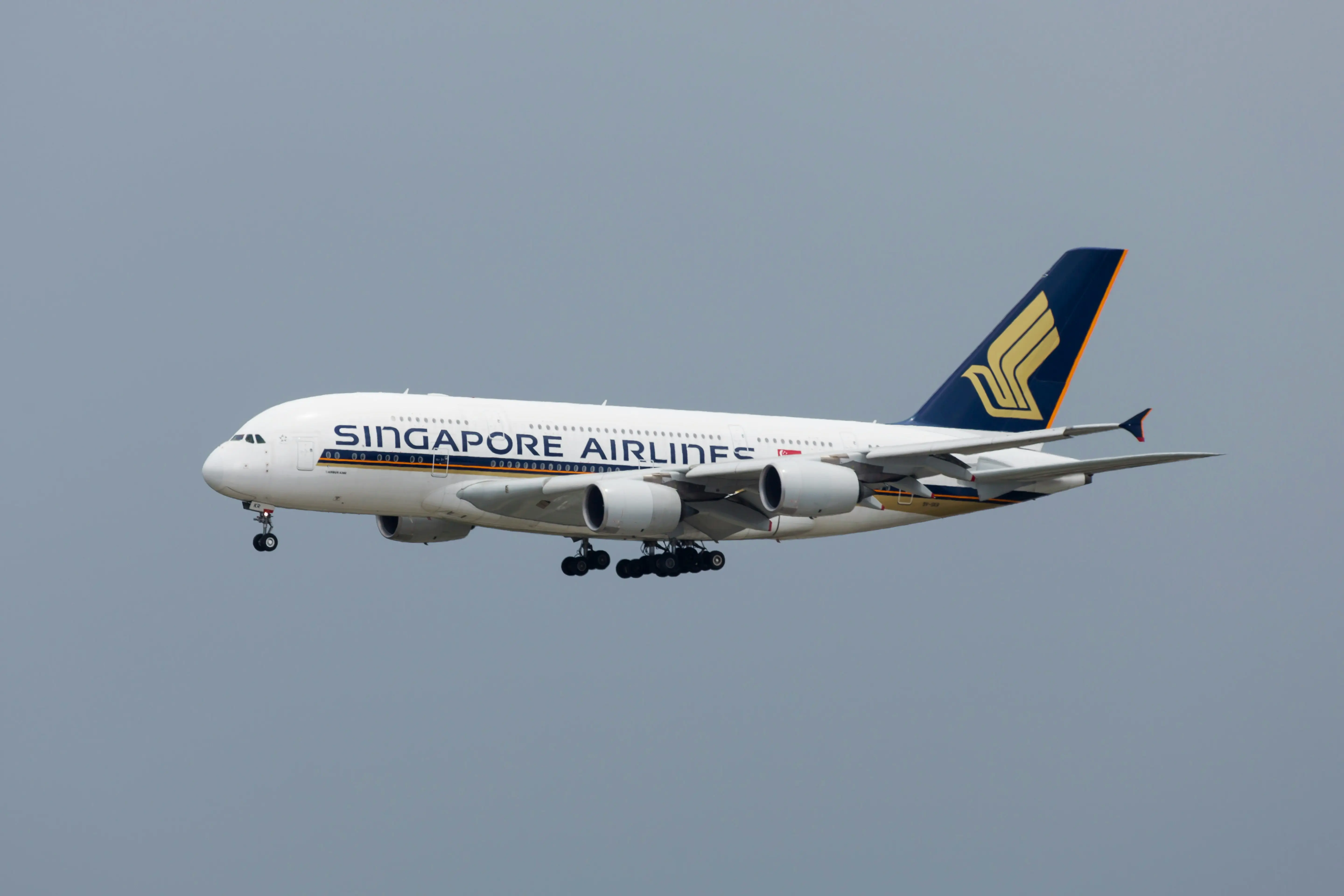 Singapore Airlines: Singapore to New York: 18 hours and 10 minutes