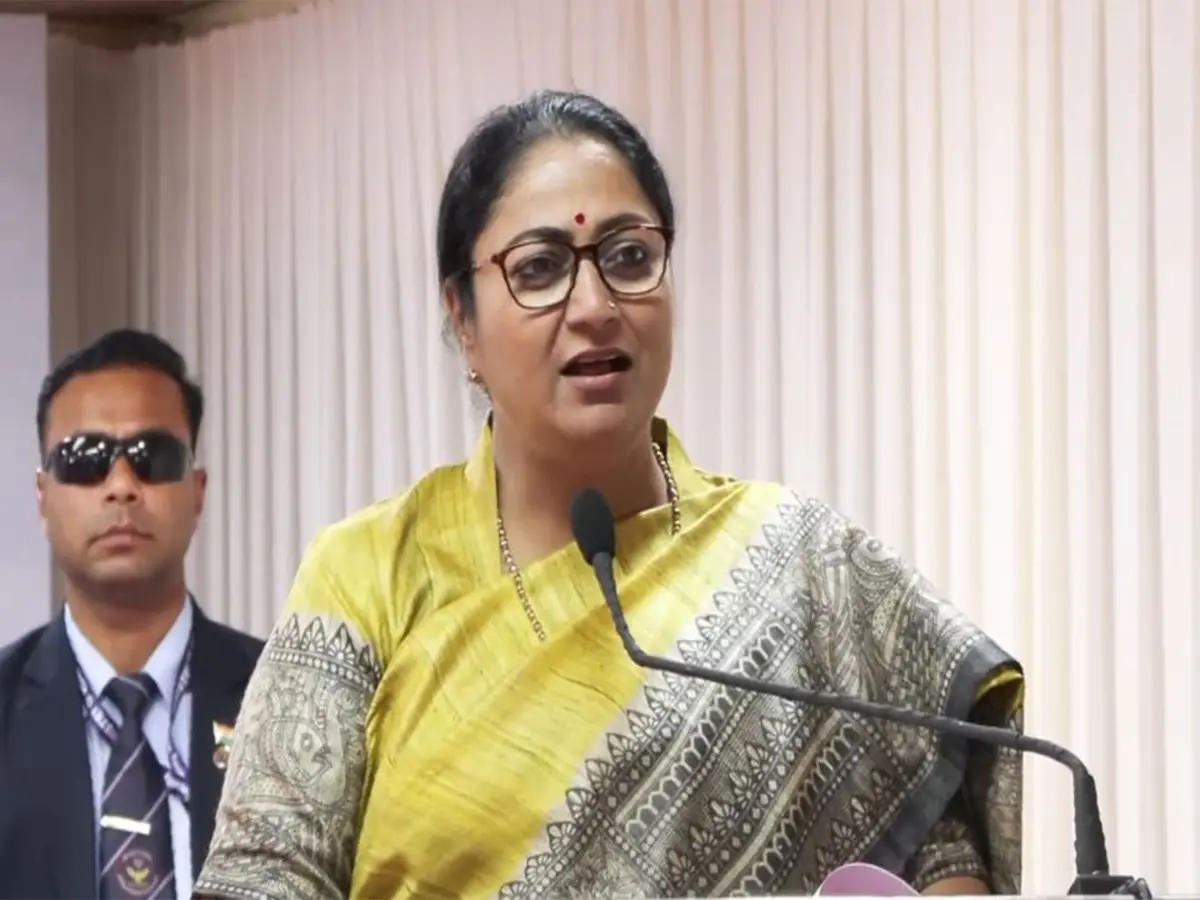 Promoting sustainable waste: Delhi CM Rekha Gupta inaugurates donation centre for old clothes