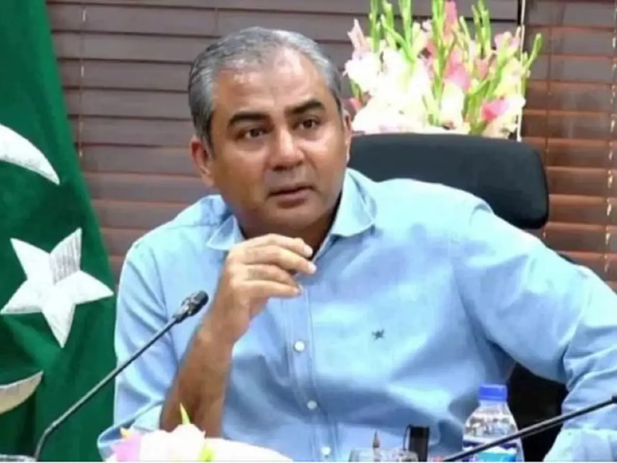 Pakistan minister admits ‘system has collapsed’, Munir pushes for more ...
