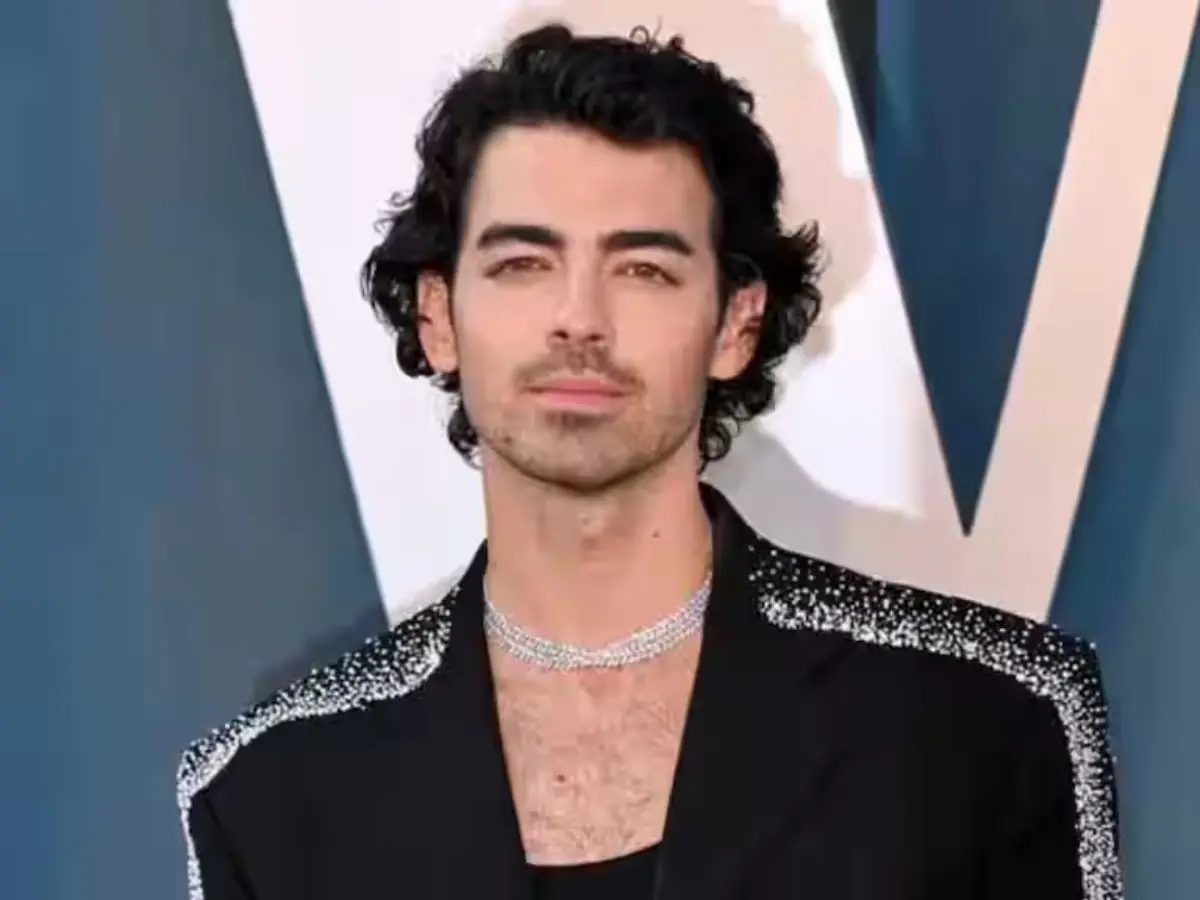 Joe Jonas reveals solo album setback took a toll on his mental health: 'Started having panic attacks'