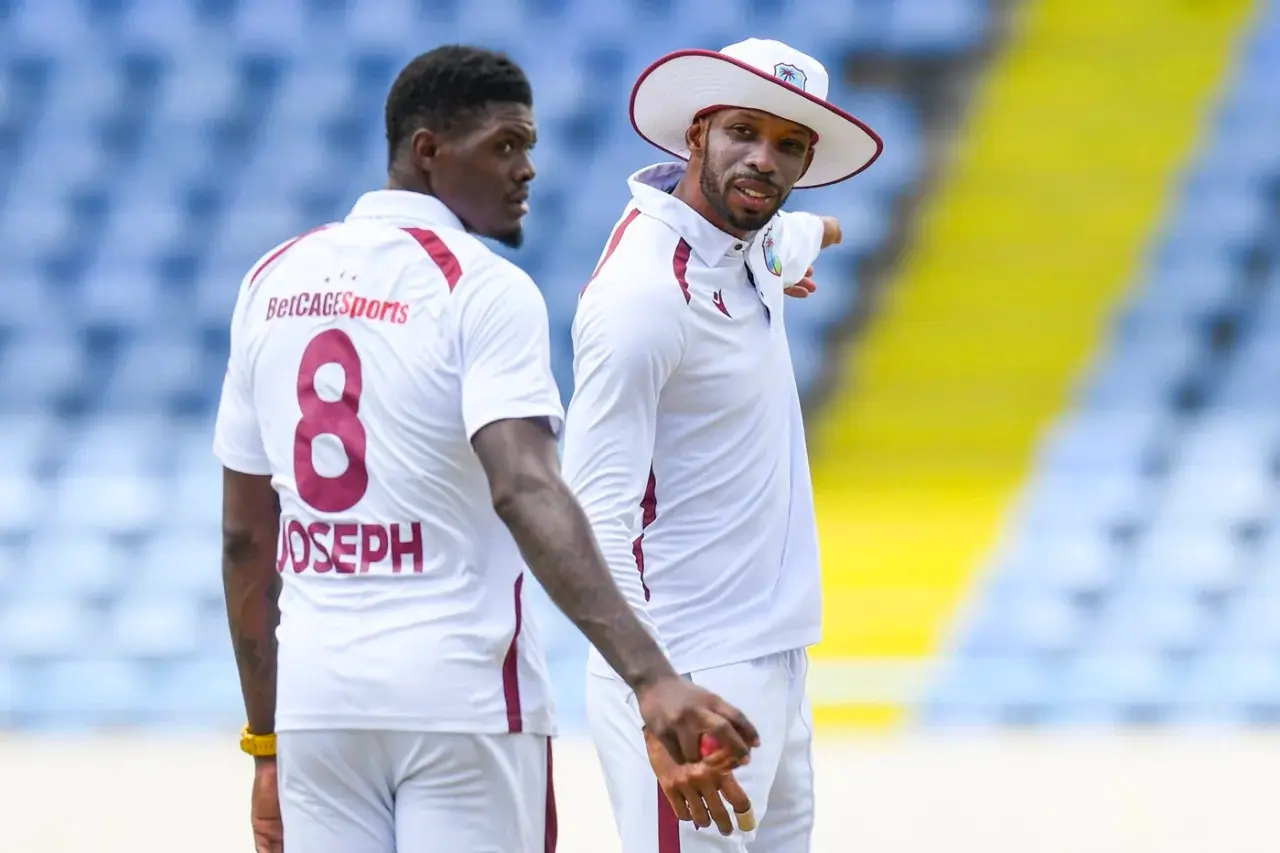 Viv Richards calls for truce between WI coach Sammy and pacer Alzaari Joseph
