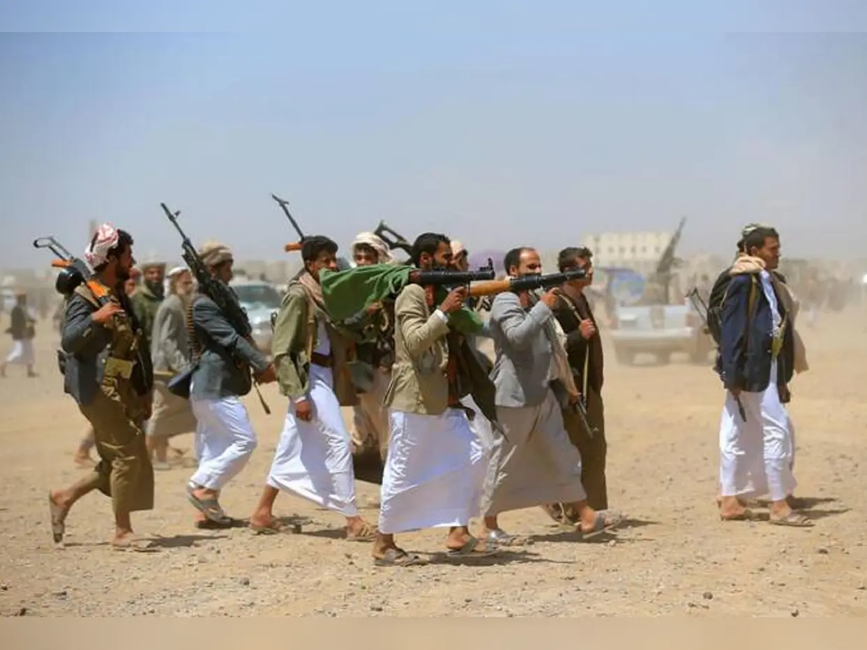 At least 30 Yemeni troops killed in Houthi missile and drone attacks; toll may go up