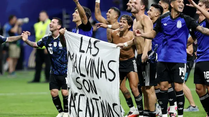 Argentina to celebrate World Cup semi-final triumph over England with special day